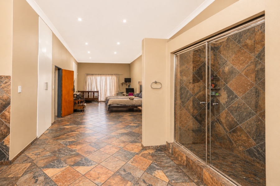 5 Bedroom Property for Sale in Brits North West